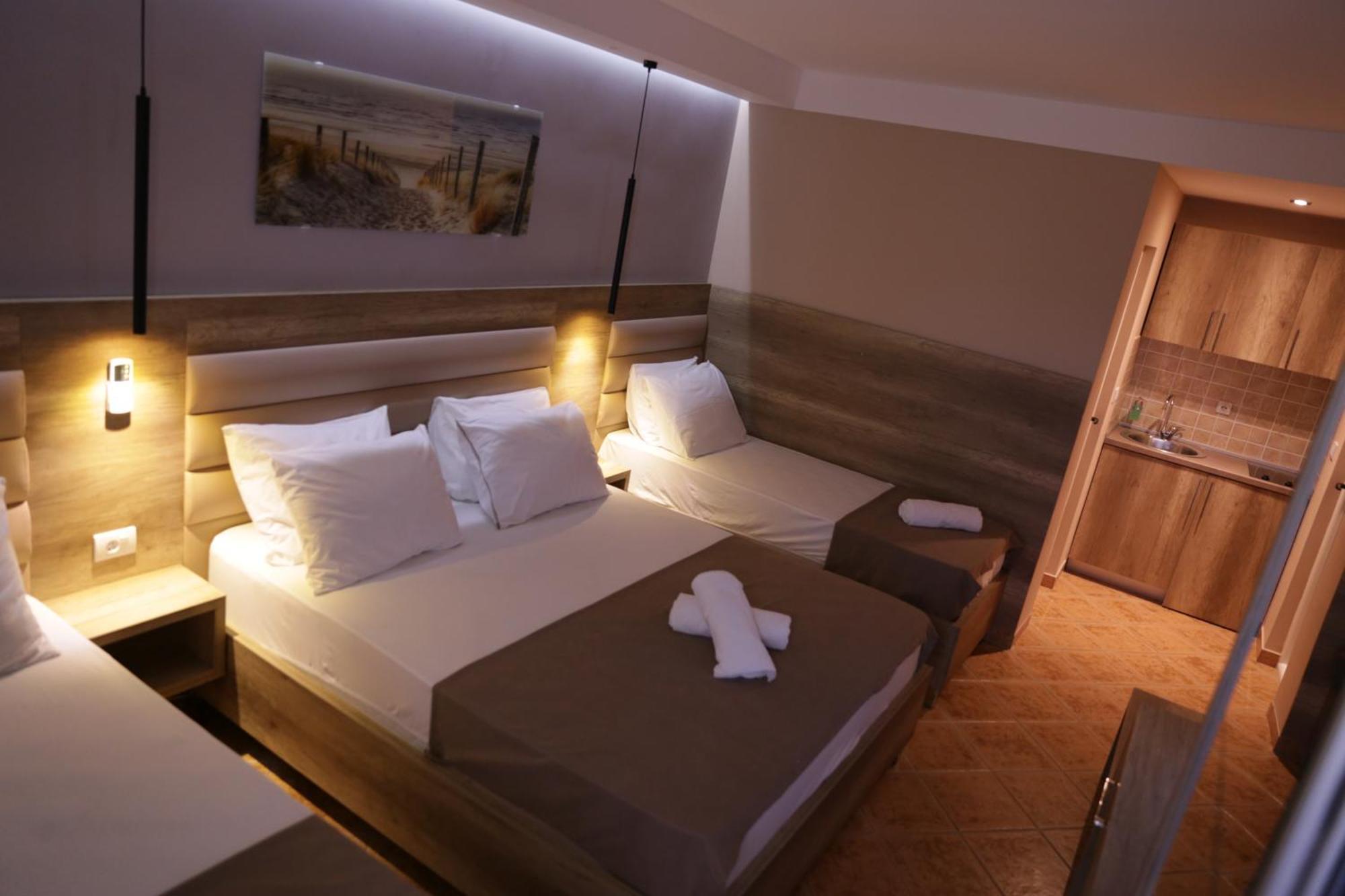 Hotel Comfort & Villas Donji Stoj Exterior foto